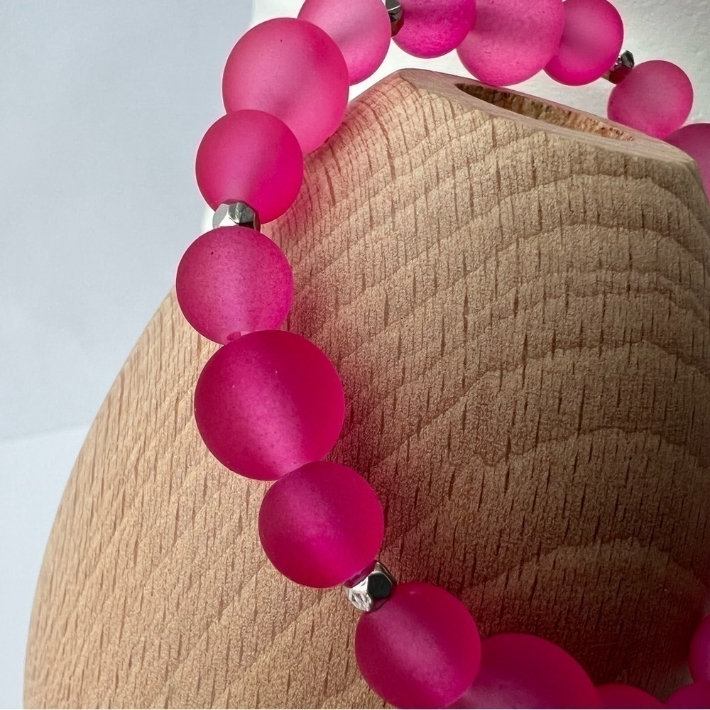 Stretch Beaded Bracelet Bright Pink 6.25” - Picture 4 of 12